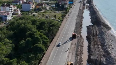 Cide'de Sel Sonrası Denize Giriş Yeniden Başladı