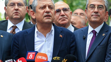 Denizli Büyükşehir belediye başkanı, Yeni Parti'ye geçti
