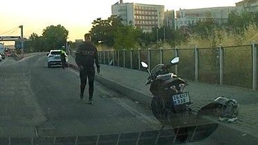 Eskişehir'de Motosiklet Kazası: Sürücü Yaralandı