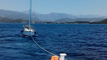Dalaman'da sürüklenen tekne kurtarıldı