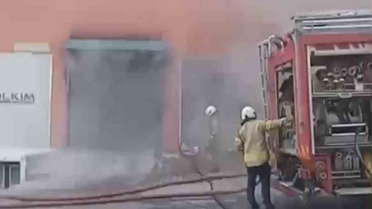 Pendik'te Yangın: Dükkanda Maddi Hasar