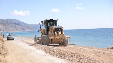 Tekirdağ Büyükşehir Belediyesi, Uçmakdere ile Şarköy arasındaki yolu yeniliyor