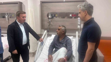 Vali Aydoğdu’dan Kargın Belediye Başkanı Güneş’e geçmiş olsun ziyareti