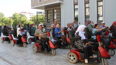 Çarşamba'da 113 Engelli Aracı Dağıtıldı