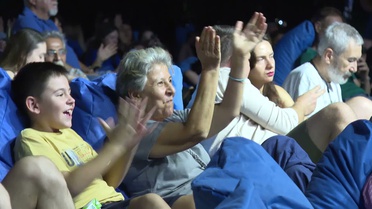 Çim Konserleri İzmirlileri müzikle buluşturmaya devam ediyor