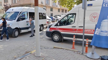 Edirne'de motosiklet-minibüs kazası: Sürücü yaralı