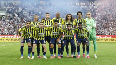 Fenerbahçe Turu Geçti