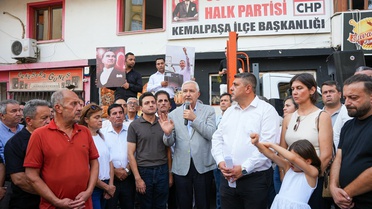 İzmir'de Kemalpaşa, Gaziemir, Konak, Karaburun belediye başkanları ile Güzelbahçe Belediye Başkan Vekili CHP'den istifa etti
