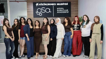 Küçükçekmece Belediyesi güzel sanatlar öğrencilerinden gururlandıran başarı