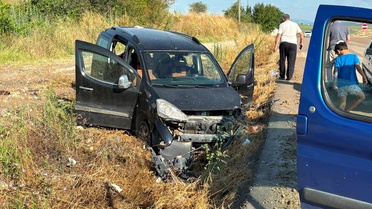 Vezirköprü'de Takla Atan Araçta 5 Yaralı