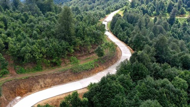 Yeşil Yol’da beton yol çalışmaları sürüyor