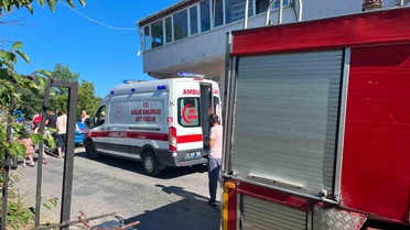 Zonguldak'ta Tarım Aracı Devrildi: 5 Yaralı