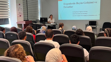 Diyarbakır'da Ergenlik Semineri