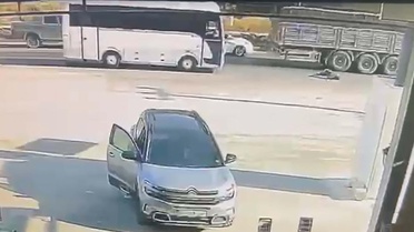 Denizli'de Midibüsün Çarptığı Şoför Hayatını Kaybetti