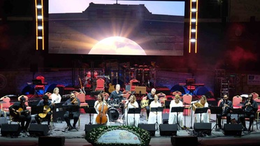 Grup Köprü, festival sahnesinde kültürleri aynı ezgide buluşturdu