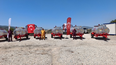 Karabük'te Su Tankeri Dağıtımı ve Faydalı Böcek Salımı Yapıldı