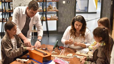 Kepez’de çocuklar yazı bilimle geçiriyor