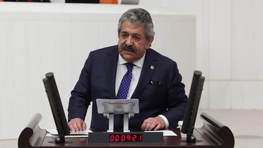 MHP önerdi, Cumhurbaşkanı Başdanışmanı Uçum beğendi! Parti kapatmaya yeni kriter