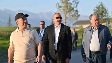 Kırgızistan'da Golf Kulübü Açılışı