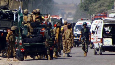 Pakistan'da polis kontrol noktasına saldırı: 9 polis öldü, 28 polis yaralandı