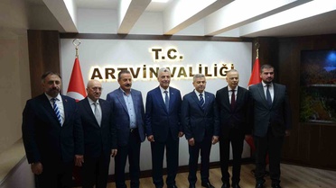 Bakan Bolat'tan Artvin'e 100 Milyon Lira Destek