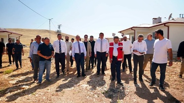 Darende’de öğretmenevi, kütüphane ve deprem konutları incelendi