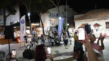 Didim Belediyesi, Altınkum Sanat Sokağı’nda sanat ve dayanışmayı buluşturdu