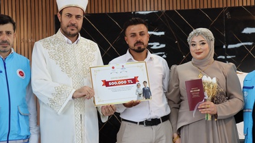 Hatay'da Çeyiz Desteğiyle Nikah