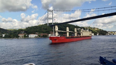 İstanbul Boğazı'nda Gemi Trafiği Açılıyor