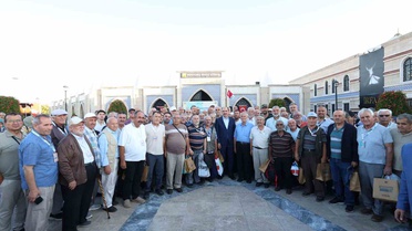 Konya Büyükşehir’in emeklilere 'Hatırdan Hatıraya Kültür Turları' sürüyor