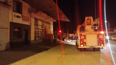 Denizli'de Marangozhane Yangını Kontrol Altında