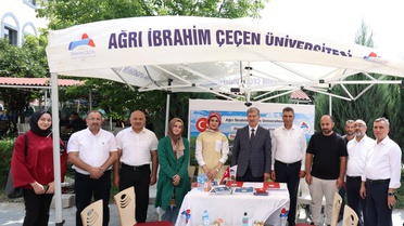 Rektör Gülçin Adaylarla Buluştu
