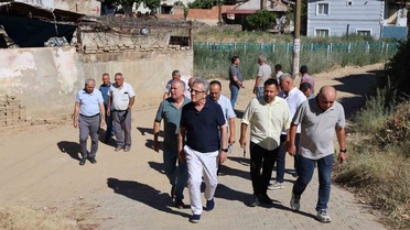 Başkan Tetik, Arslanlı ve Sailer’de vatandaşları dinledi