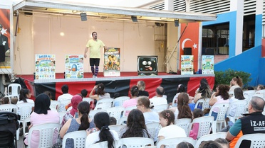 Çiğli'de 'Mahalle Tiyatro Günleri' başladı