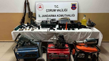 Define Avcıları Tutuklandı
