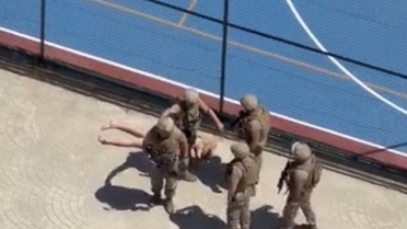Özel harekattan lüks siteye baskın! O kadının kim olduğu ortaya çıktı