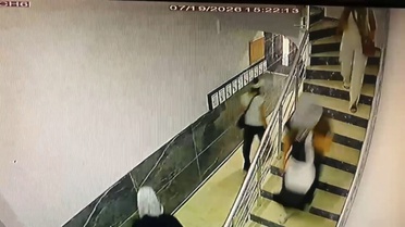 Hırsız Kadınlar Zeytinburnu'nda Yakalandı