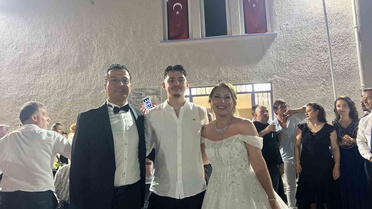 25 Yıl Sonra Düğün