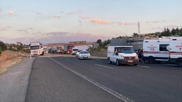 Çankaya'da Tır Çarpışması: 1 Yaralı