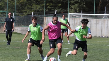 Beşiktaş Kadın Futbol Takımı Bolu'da Kamp Yapıyor
