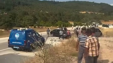 Bursa'da Feci Kaza: Eşini Hastaneye Götüren Sürücü ve Eşi Hayatını Kaybetti