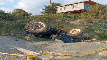 Kozan'da Traktör Devrildi, Muhtar Hayatını Kaybetti