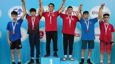 Şampiyon Güreşçi Bulut Yaman'a Destek