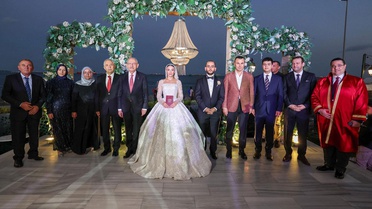 Kılıçdaroğlu, AK Parti Milletvekili Seyithan İzsiz ile birlikte nikah şahitliği yaptı