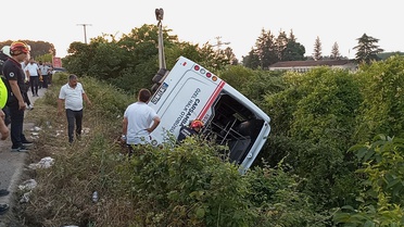 Samsun'da Halk Otobüsü Devrildi: 21 Yaralı