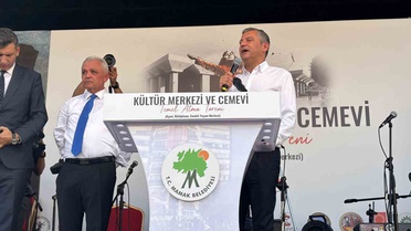 YENİ Parti Genel Başkanı Özel: 'Birlikte yeni bir yola çıktık'