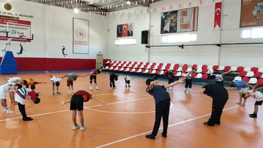 Sivrice'de Yaz Spor Okulları Açıldı