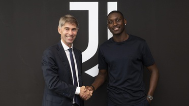 Juventus, PSG'den Randal Kolo Muani'nin bonservisini aldı