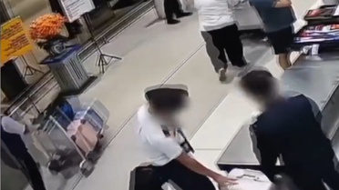 Malezyalı pilot havalimanında valiz dolusu uyuşturucuyla yakalandı