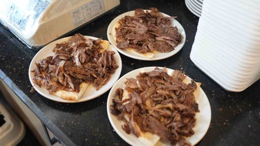 Muş'ta Döner Ustaları Sıcakla Mücadele Ediyor